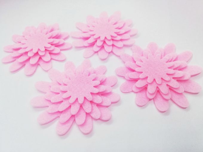 Flores troqueladas color rosa baby - 4 Set x 4 flores cada uno