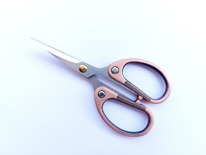 Tijera de costura retro 11.5r cm