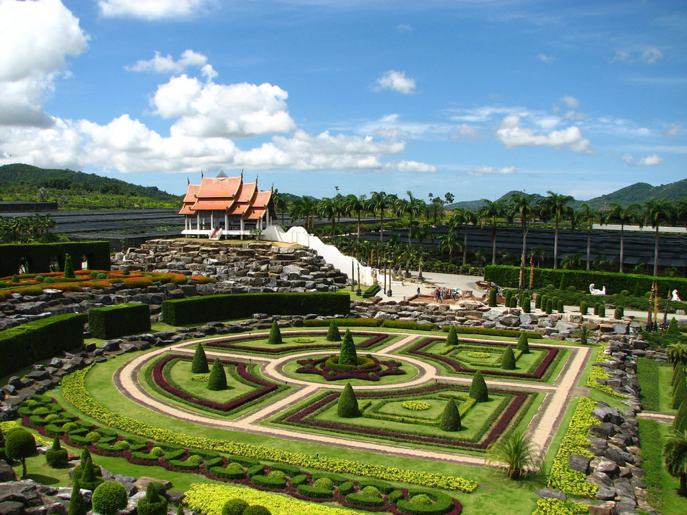 nong-nooch_jardin_frances